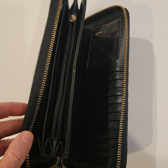 MICHAEL KORS Black Leather Wristlet Wallet with Goldent Tone Hardware - Picture 5 of 5